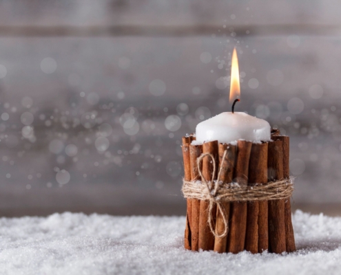 Cinnamon Candle